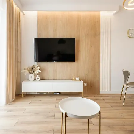 Nowy Apartament Nad Rzeka Ilawka Z Klimatyzacja Ilawa Exterior photo